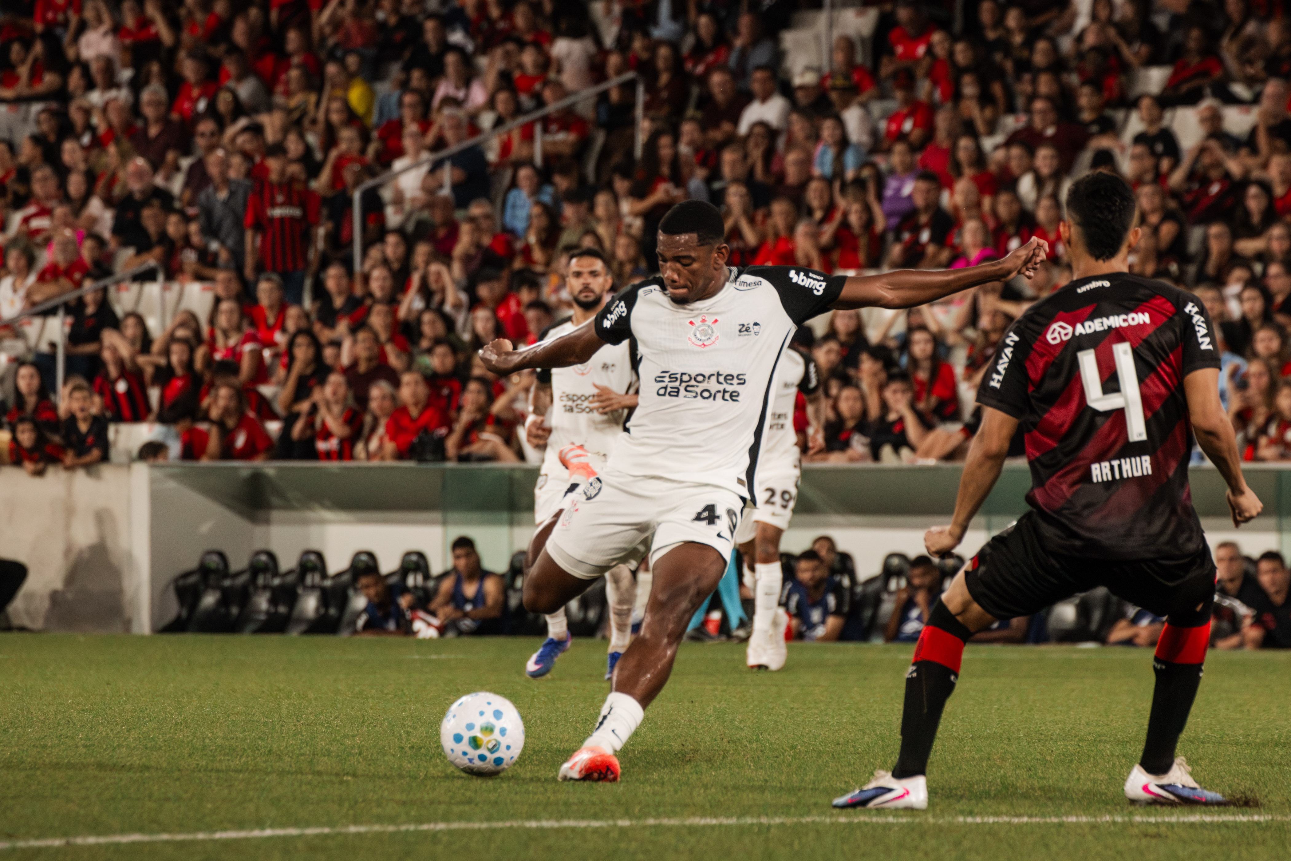 开云体育-迪马济奥：安德烈赴AC米兰的交易陷入停滞，科林蒂安主席仍在考虑